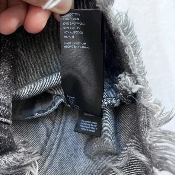 Free People We The Free Bailey Denim Mini Skirt Size 28 Gray Raw Frayed Hem Boho - Picture 7 of 11